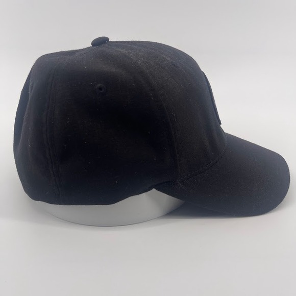 TravisMathew Flexfit Hat Baseball Cap Fitted L-XL‎ Black - Picture 4 of 7